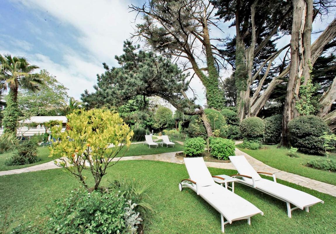 Parc Victoria Hotel Saint-Jean-de-Luz Esterno foto